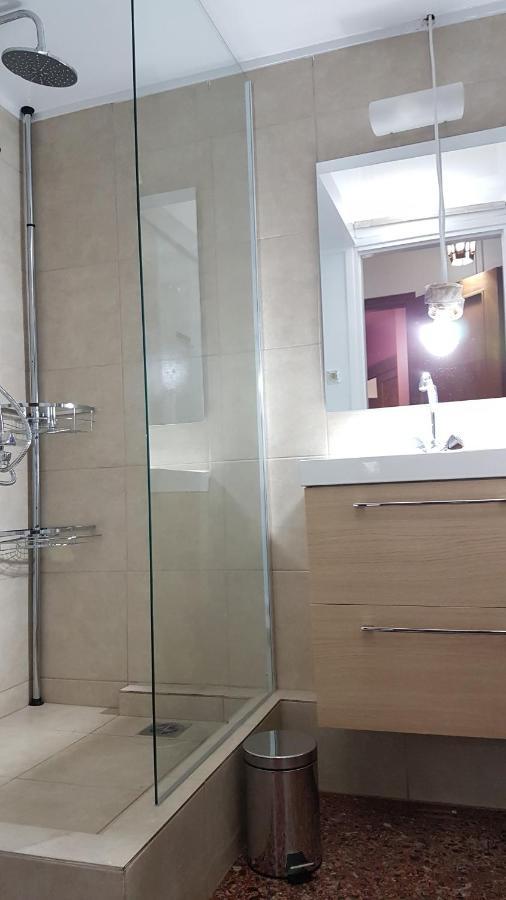 Apricot Apartment - Athens Center, 6 Bd, 2.5 Bath Exterior foto